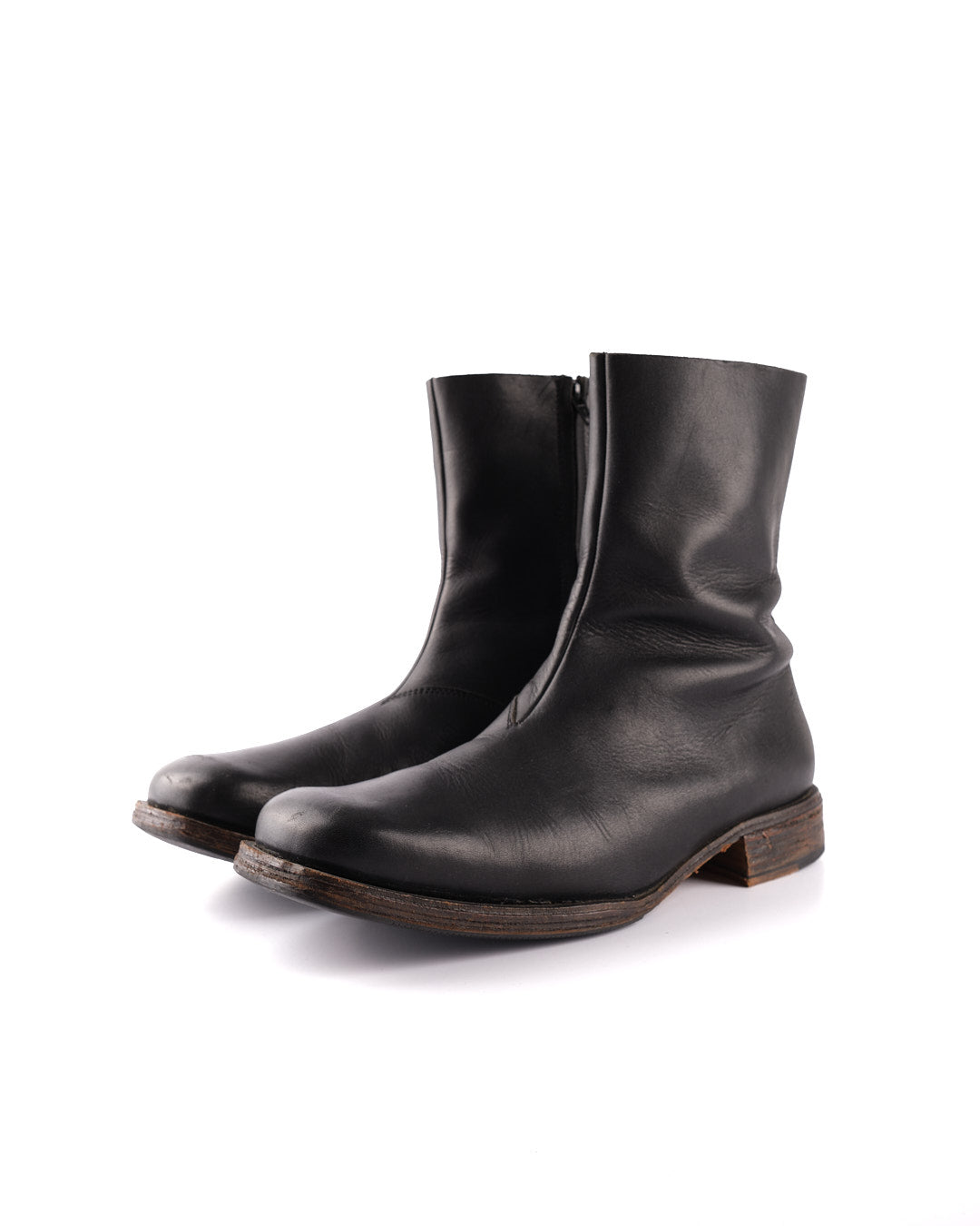 Martin Margiela F/W 2001 - 02 (10) Square Toe Boots in Polished Black Leather