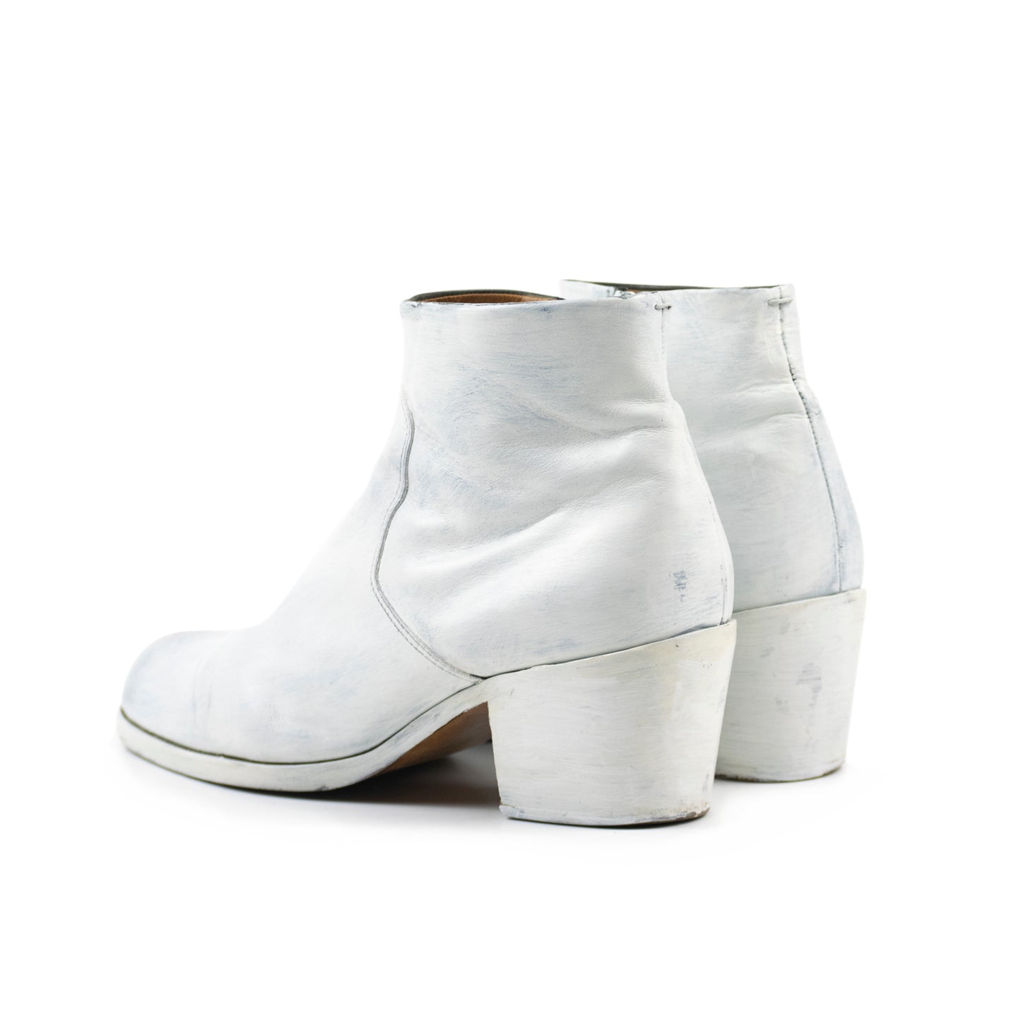 Martin Margiela F/W 2007 Cuban Heel Boots in Painted White Leather